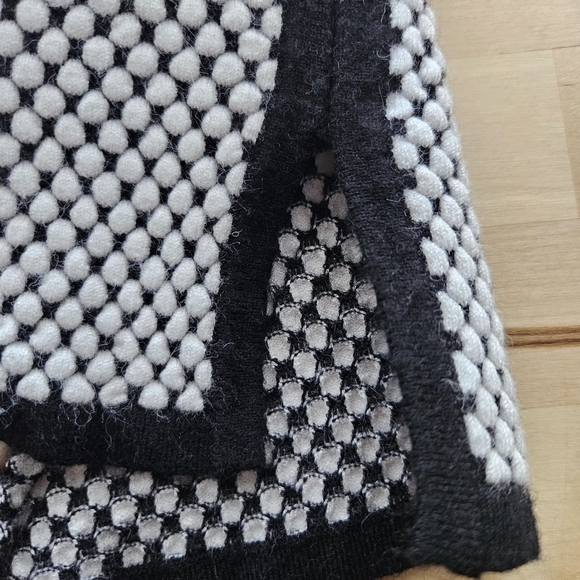 Joseph Ribkoff Jacquard Funnel Neck Top Black White Large - Picture 9 of 12